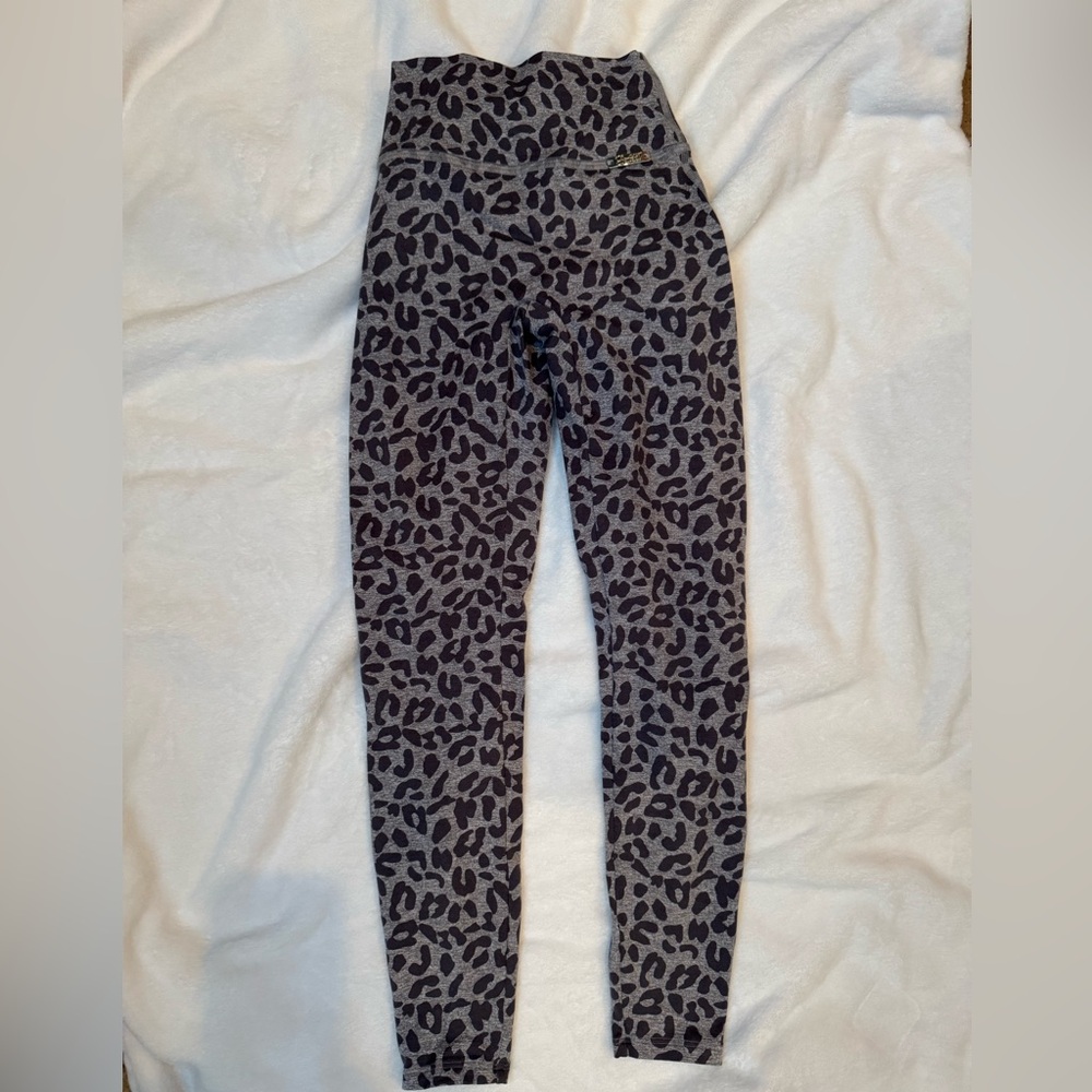Bombshell Sportswear Leggings